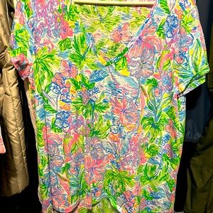 Lilly Pulitzer-Lilly Loves Hawaii top size XL